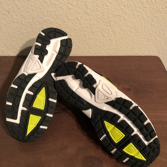 Nike boys shoes - Picture 4 of 4